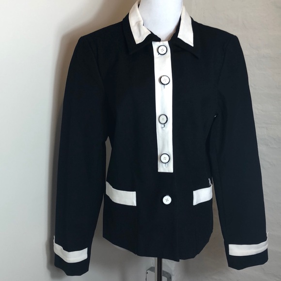 Worth Jackets & Blazers - WORTH NEW YORK BUTTON FRONT JACKET 14 NTW
